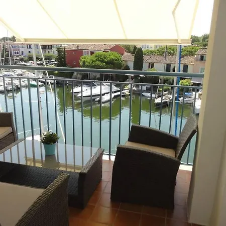Au Bord De L Eau De Port * Grimaud