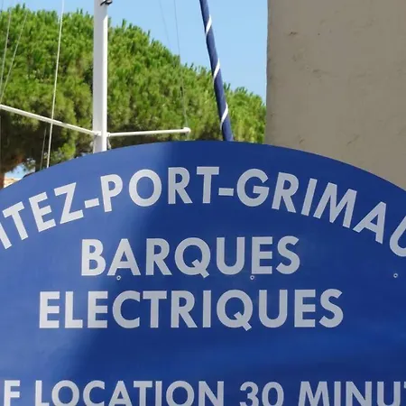 Au Bord De L Eau De Port * Grimaud