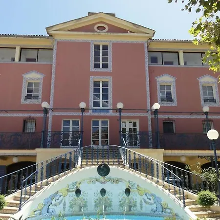 Au Bord De L Eau De Port * Grimaud